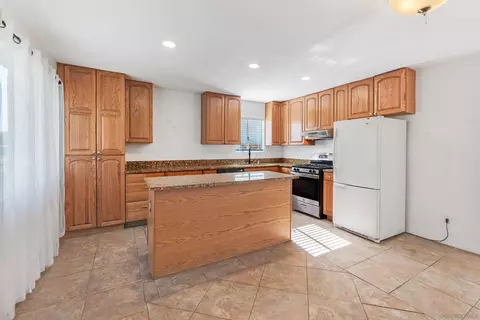 628 Paraiso Ave, Spring Valley, CA 91977 photo 6