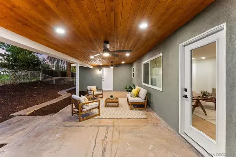 958 Berkshire Ct, Escondido, CA 92025 photo 32