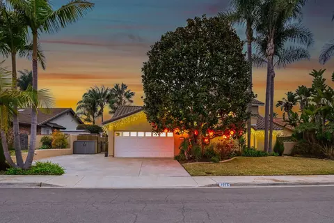 Exterior - 7215 Daffodil Pl, Carlsbad, CA 92011 photo 1 of 10