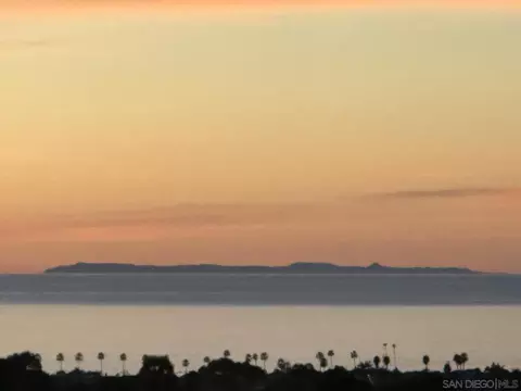 View/Area - 7215 Daffodil Pl, Carlsbad, CA 92011 photo 8 of 16