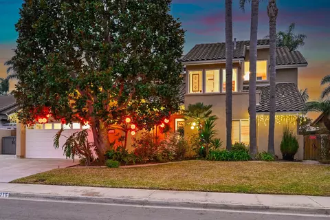 Exterior - 7215 Daffodil Pl, Carlsbad, CA 92011 photo 2 of 10
