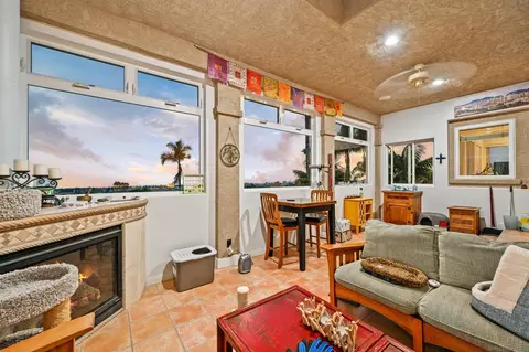 Living - 7215 Daffodil Pl, Carlsbad, CA 92011 photo 6 of 6