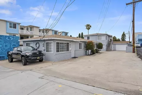 725-731 E 16th St, National City, CA 91950