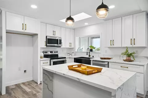 Kitchen - 12049 Coping Pl, Lakeside, CA 92040 photo 1 of 4