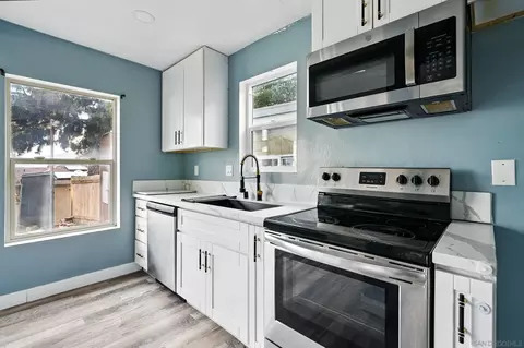 Kitchen - 12049 Coping Pl, Lakeside, CA 92040 photo 4 of 4