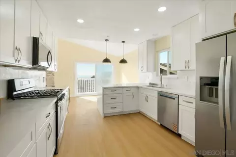 9559 Chestnut St, Spring Valley, CA 91977 photo 2