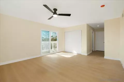 9559 Chestnut St, Spring Valley, CA 91977 photo 7