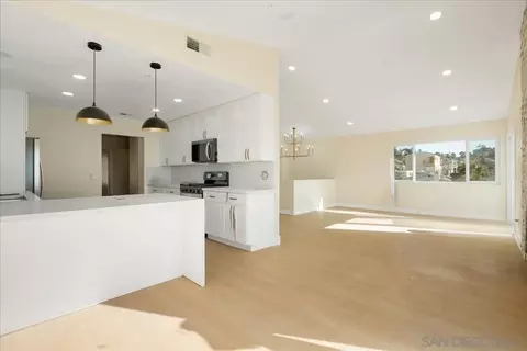 9559 Chestnut St, Spring Valley, CA 91977 photo 5