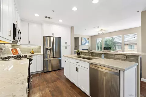 Kitchen - 33471 Winston Way #C, Temecula, CA 92592 photo 1 of 4