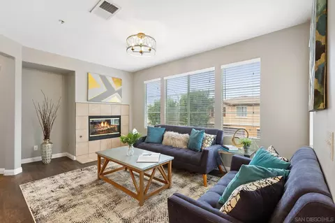 Living - 33471 Winston Way #C, Temecula, CA 92592 photo 2 of 3