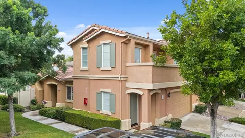 Exterior - 33471 Winston Way #C, Temecula, CA 92592 photo 5 of 7