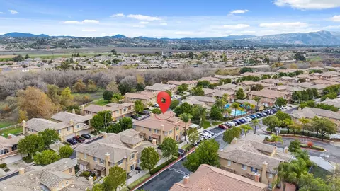 View/Area - 33471 Winston Way #C, Temecula, CA 92592 photo 4 of 6