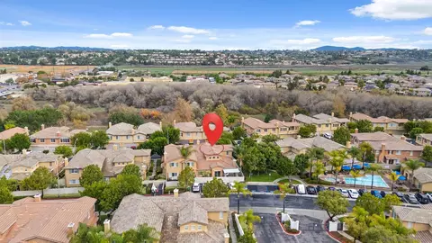 View/Area - 33471 Winston Way #C, Temecula, CA 92592 photo 5 of 6