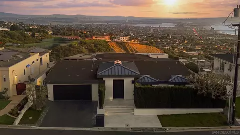 5811 Box Canyon Rd, La Jolla, CA 92037