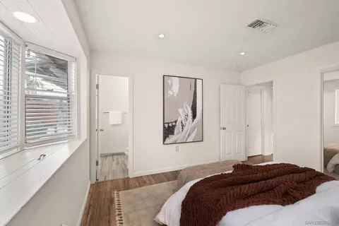 Bedroom - 2713 Lancelot Dr, Oceanside, CA 92054 photo 3 of 4