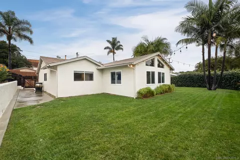 Exterior - 2713 Lancelot Dr, Oceanside, CA 92054 photo 3 of 8
