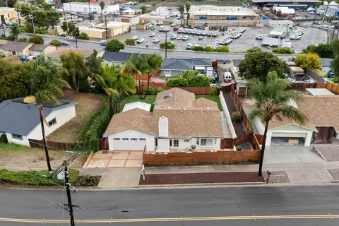 View/Area - 2713 Lancelot Dr, Oceanside, CA 92054 photo 1 of 8