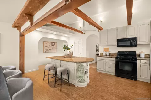 Kitchen - 2713 Lancelot Dr, Oceanside, CA 92054 photo 2 of 5