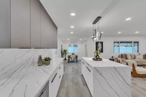 Kitchen - 9253 Les Rd, Santee, CA 92071 photo 4 of 4
