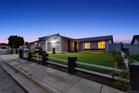 Exterior - 9253 Les Rd, Santee, CA 92071 photo 3 of 8