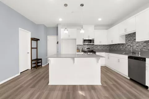Kitchen - 347 Sweet Pl, Fallbrook, CA 92028 photo 4 of 4
