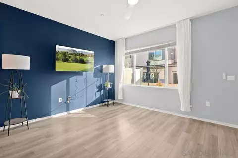 Living - 347 Sweet Pl, Fallbrook, CA 92028 photo 1 of 2