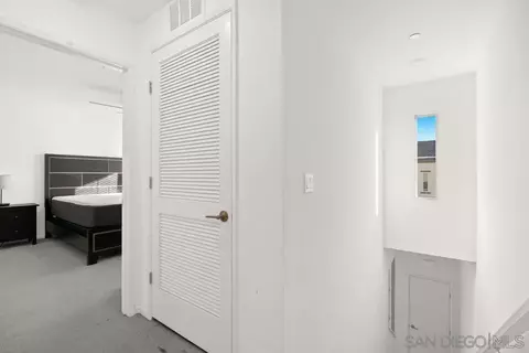 Entry Way - 347 Sweet Pl, Fallbrook, CA 92028 photo 2 of 3