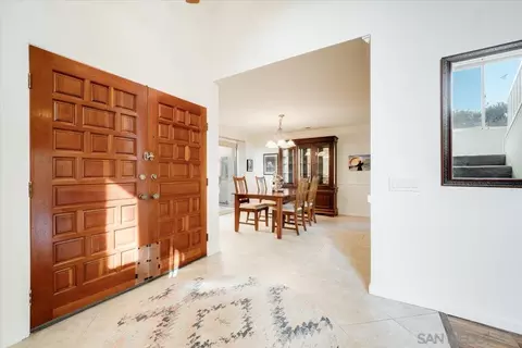 Entry Way - 872 Oro Grande St, Oceanside, CA 92057 photo 4 of 7