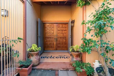 Entry Way - 872 Oro Grande St, Oceanside, CA 92057 photo 1 of 7