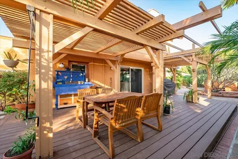 Exterior - 872 Oro Grande St, Oceanside, CA 92057 photo 16 of 33