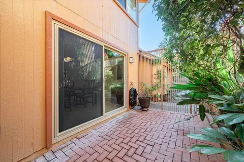 Exterior - 872 Oro Grande St, Oceanside, CA 92057 photo 7 of 33