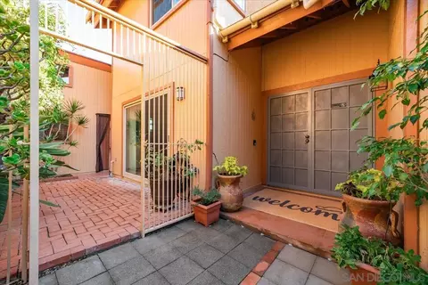 Exterior - 872 Oro Grande St, Oceanside, CA 92057 photo 2 of 33