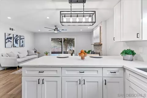 Kitchen - 9737 Roe Dr, Santee, CA 92071 photo 3 of 7