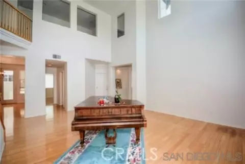 Living - 45256 Chateau Ct, Temecula, CA 92592 photo 2 of 3