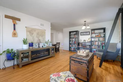 Living - 828 Waterloo Ave, El Cajon, CA 92019 photo 2 of 4