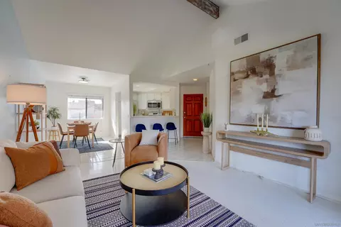 Living - 3016 Charwood Ct, Spring Valley, CA 91978 photo 7 of 9