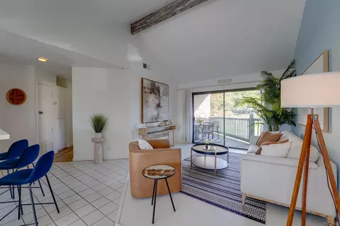 Living - 3016 Charwood Ct, Spring Valley, CA 91978 photo 4 of 9