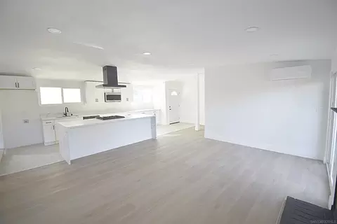 Living - 13752 Frame Rd, Poway, CA 92064 photo 2 of 6