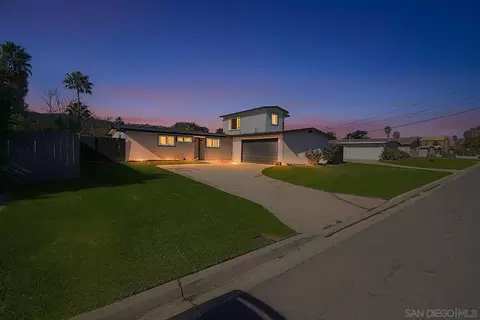 13752 Frame Rd, Poway, CA 92064