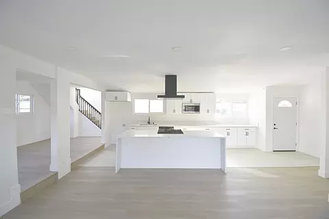 Living - 13752 Frame Rd, Poway, CA 92064 photo 3 of 6
