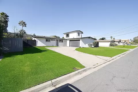 Exterior - 13752 Frame Rd, Poway, CA 92064 photo 2 of 8