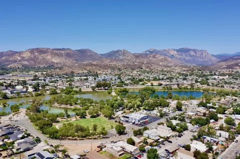 View/Area - 12525 Julian Ave, Lakeside, CA 92040 photo 1 of 5