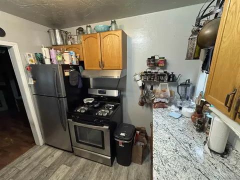 Kitchen - 8468 Golden Ridge Rd, Lakeside, CA 92040 photo 3 of 4