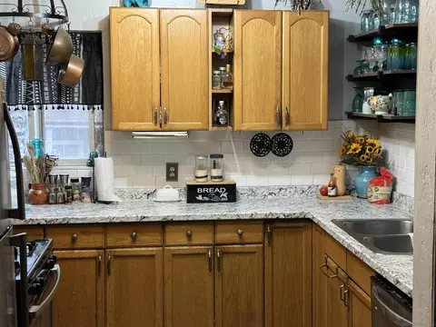 Kitchen - 8468 Golden Ridge Rd, Lakeside, CA 92040 photo 4 of 4