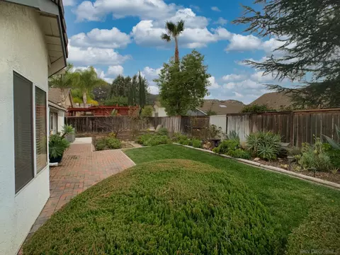 Exterior - 31352 Via Eduardo, Temecula, CA 92592 photo 7 of 11