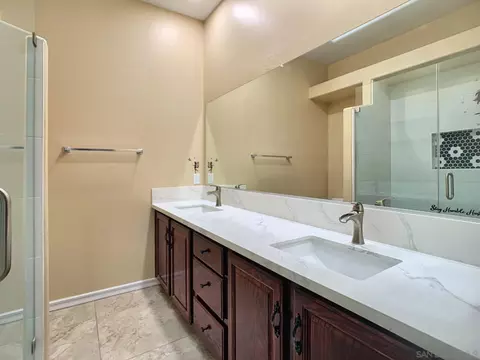 Bath - 31352 Via Eduardo, Temecula, CA 92592 photo 1 of 9