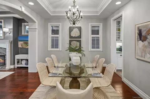 Dining - 861 B Ave, Coronado, CA 92118 photo 2 of 4