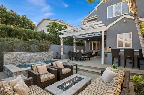 Exterior - 861 B Ave, Coronado, CA 92118 photo 6 of 7