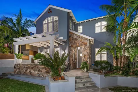 Exterior - 861 B Ave, Coronado, CA 92118 photo 3 of 7