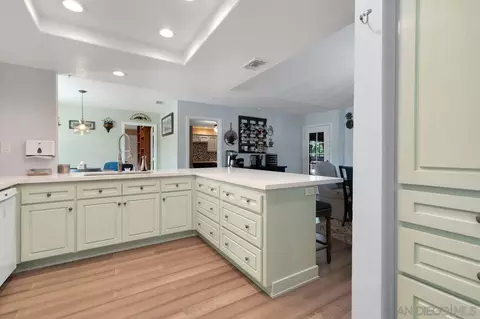 Kitchen - 25657 Bellemore Dr, Ramona, CA 92065 photo 3 of 4